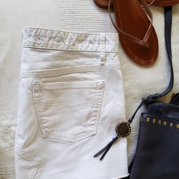 🕊GAP White Mini Skirt🕊 - Picture 8 of 8